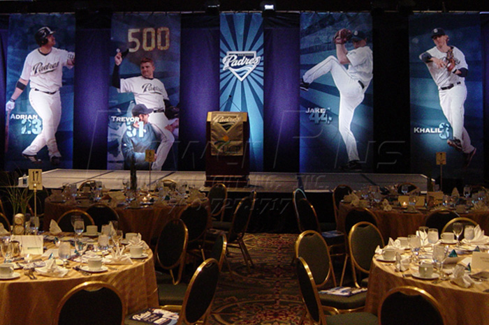 <p>Manchester Grand Hyatt - San Diego, CA<br />
The San Diego Padres host their awards banquet to benefit United Cerebral Palsy. Power Plus once again provided for the San Diego Padres full production services for one of their events.</p>
