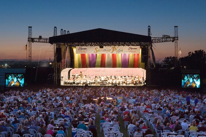 <p>Summer Pops Stage at Navy Pier - San Diego, CA<br />
Whether your needs are pure volume or pure finesse, our systems and engineers can handle even the most demanding audiences. We have been servicing the San Diego Symphony since 1990.</p>
